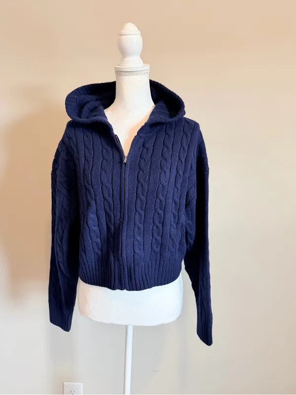 Aritzia Sunday Best Octava Cable Knit relaxed fit wool full zip hoodie small NWT - Image 8