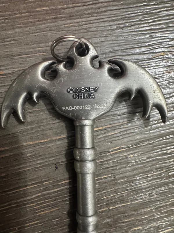 Disney Haunted Mansion Bat Wing Skeleton Key - Image 4