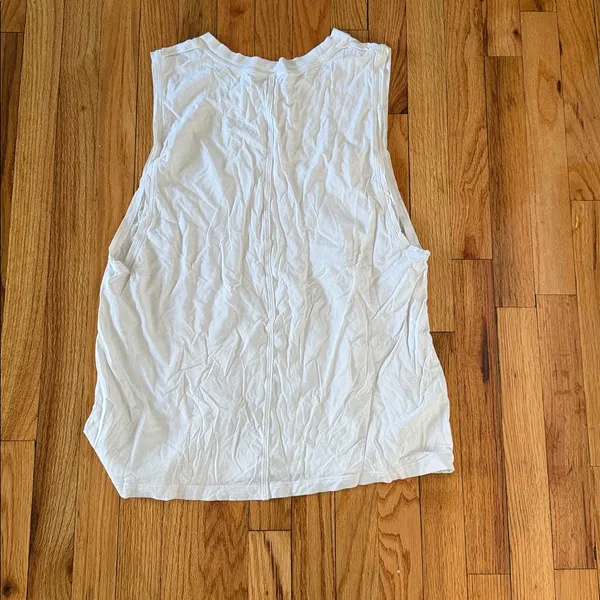 Lululemon Brunswick Muscle Tank White - Image 4