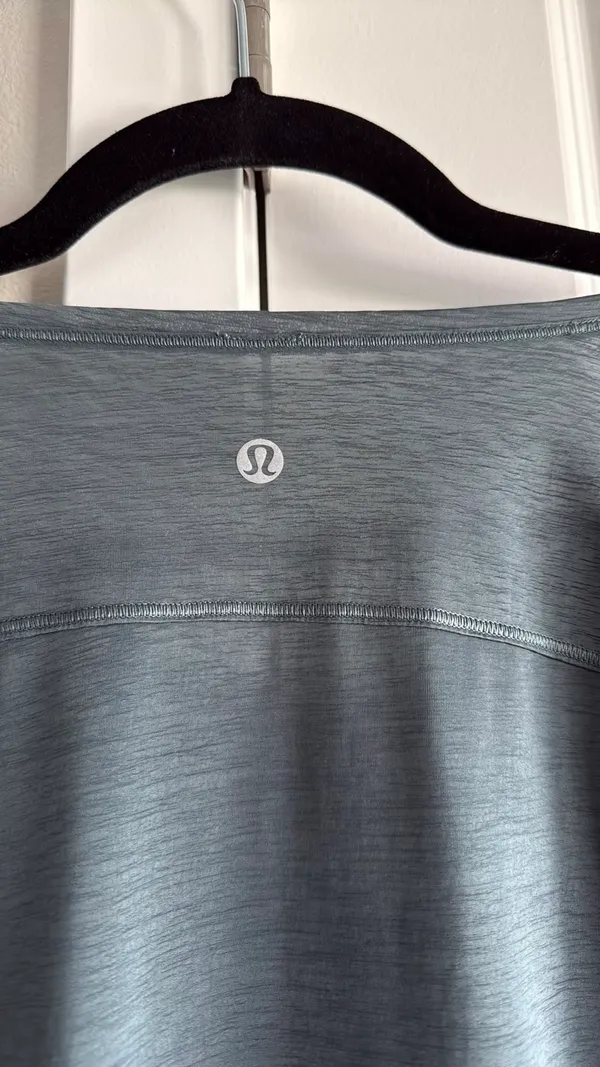 Lululemon top - Image 5