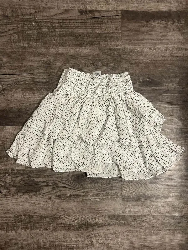 Princess Polly Heart Print Smocked Tiered Mini Skirt US 6 - Image 4
