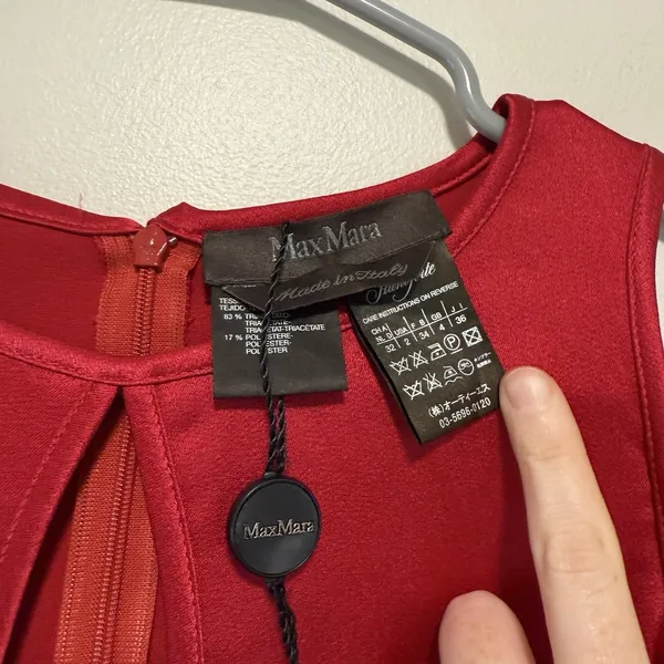 MaxMara NWT Satin Red Cut-Out Cap Sleeve Cold Shoulder Mini Dress Size 2‎ - Image 2