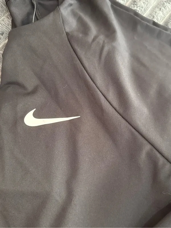 Nike Dri-Fit UV Long Sleeve Hydroguard Swim Shirt XL Black Rashguard NWT Size XL - Image 4