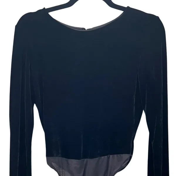 Victoria's Secret Velour Bodysuit‎ Large - Image 5