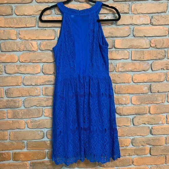 Altar'd State‎ Women's Crochet Lace High Neck Sleeveless Mini Sheath Dress - S - Image 3