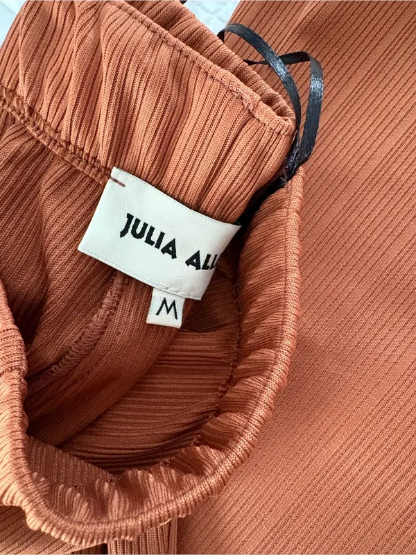Knitt Pants in Burnt Orange Size M - Image 2