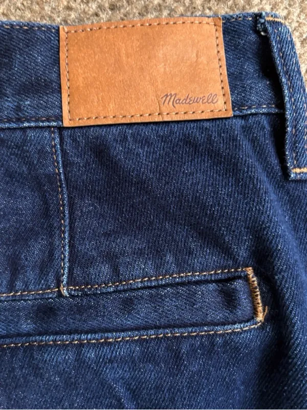 Like New Madewell Baggy Straight Jeans Size 28 - Image 12