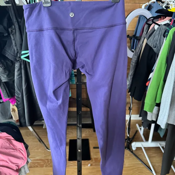 Lululemon full length size 8 purple leggings - Image 2