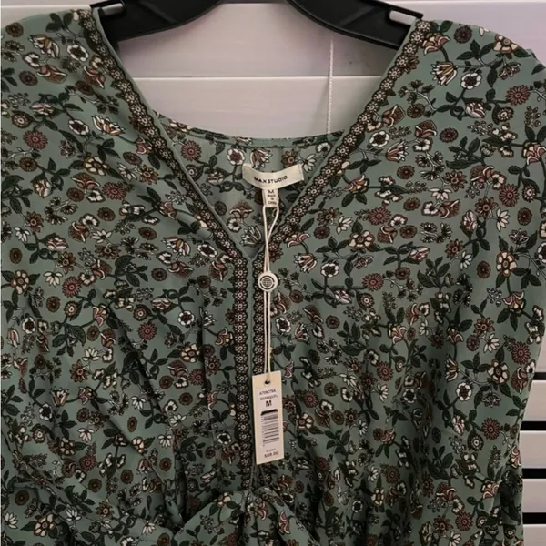 NWT Max Studio Blouse Medium - Image 12