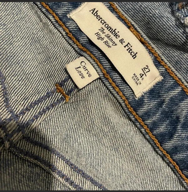 Abercrombie & Fitch Jeans - Image 3