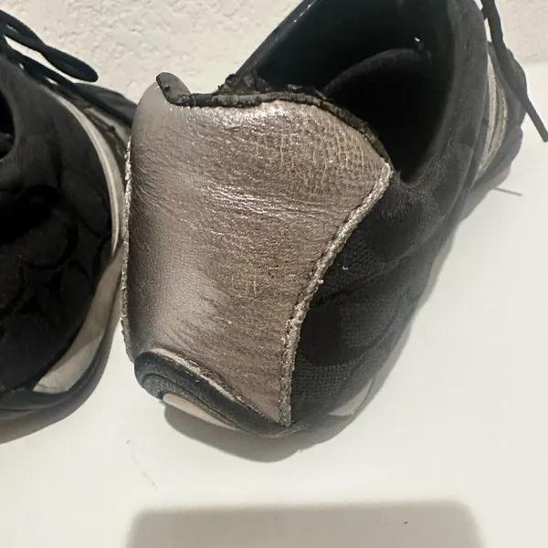Coach Jayme Sneaker Signature Black Canvas Silver Leather Trim Size 10 - Image 10
