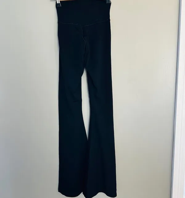 Offline By Aerie Real Me Crossover Flare Leggings Women’s Size Small - Image 2