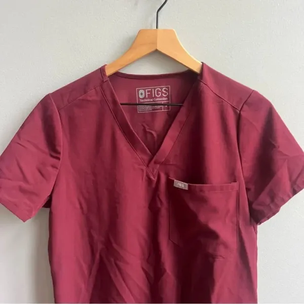 FIGS Catarina One-Pocket Scrub Top Burgundy Size Small - Image 4