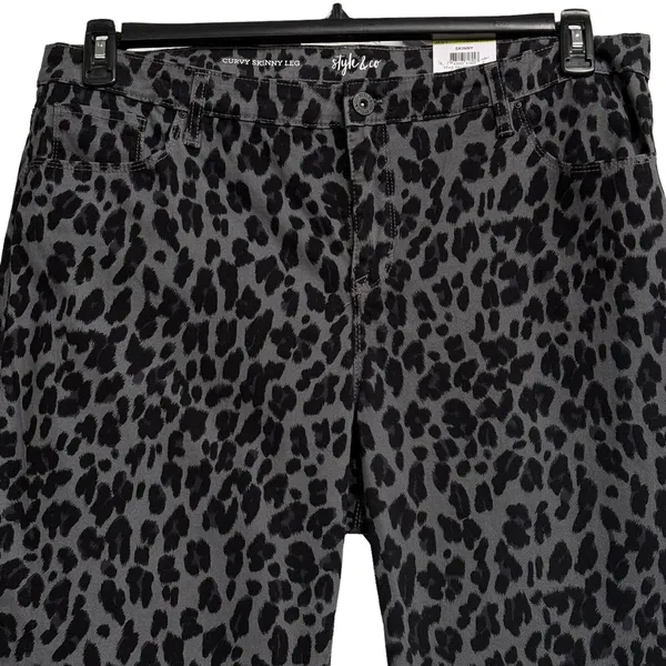 Style & Co SZ 22W Curvy Skinny Jeans Leopard Print Mid-Rise Stretch Gray Black - Image 2