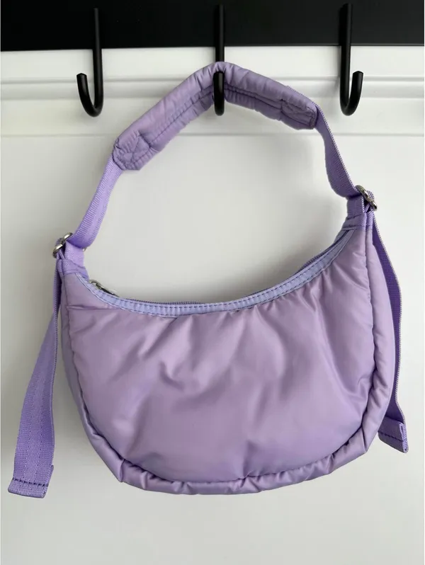 LeSportsac Mini Sheen Crescent Shoulder Bag Lavender Purple Lilac NWT - Image 6