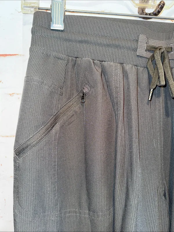 REI women’s S pull on Dark Gray Drawstring Jogger Pants pockets toggle - Image 3