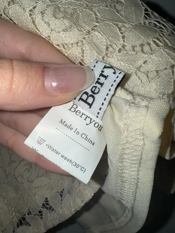 Cream lace top - Image 5