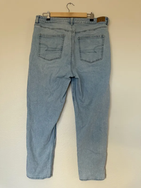 American Eagle Mom Jeans - Image 2