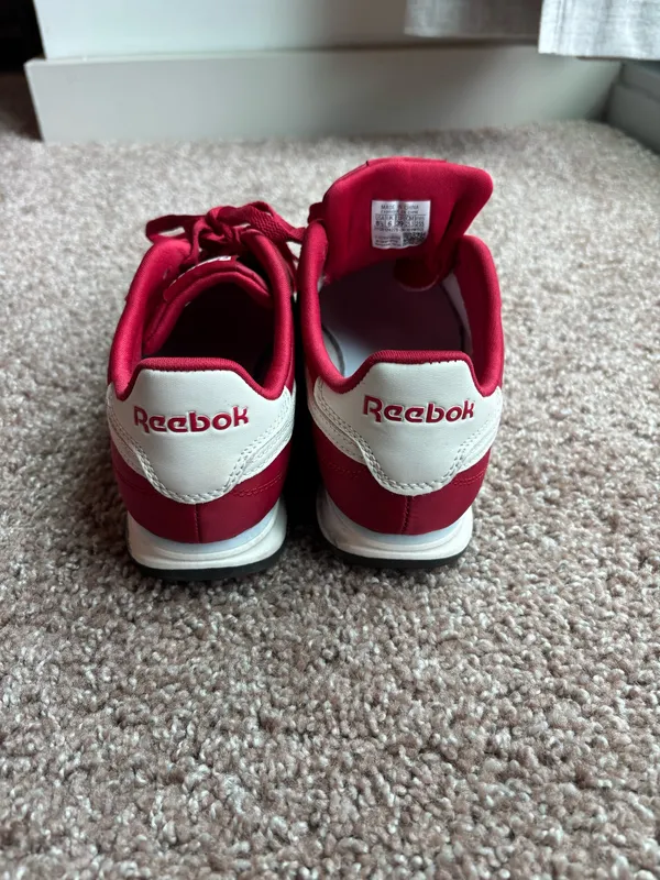 Women’s Red Reebok Trainers - Image 5