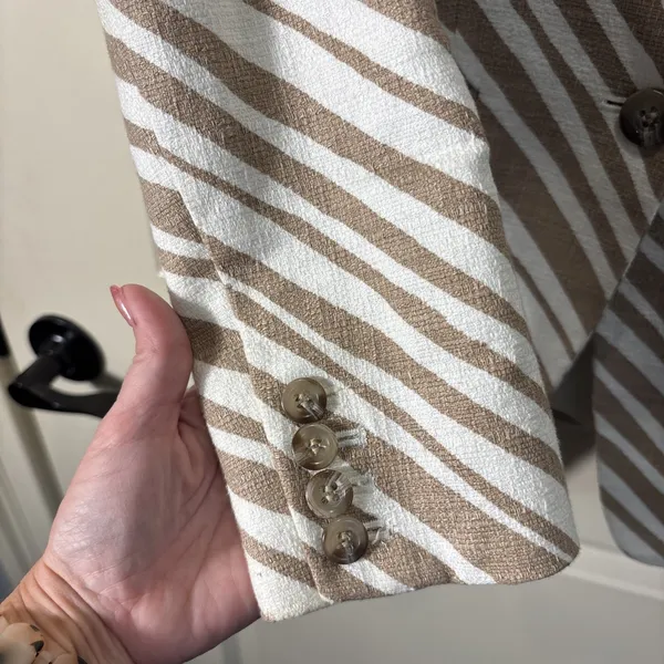 Ann Taylor Women Size 6 Animal Zebra Print Blazer‎ Lined Neutral Single Button - Image 3