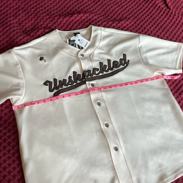 NWT Unshackled Oversized Baseball Jersey XXL White - Image 6