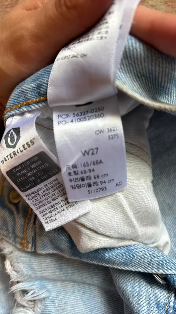 Levi’s 501 Shorts - Image 4