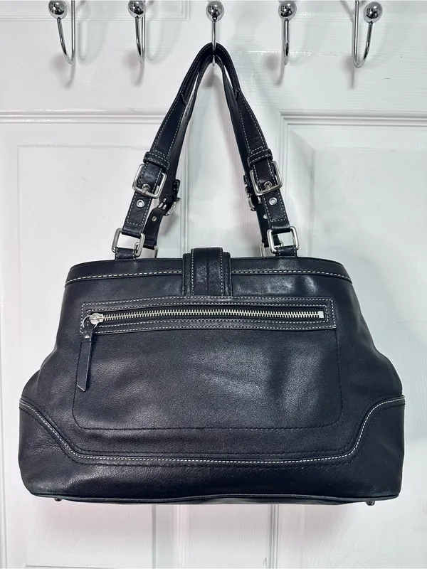 Coach Y2K Black Leather Shoulder Bag with Silver Buckle Hardware - Image 2