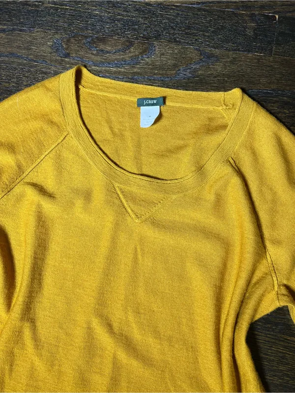 J. Crew Mustard Yellow Merino Wool Knit Sweater Round Neck Lightweight Medium - Image 3