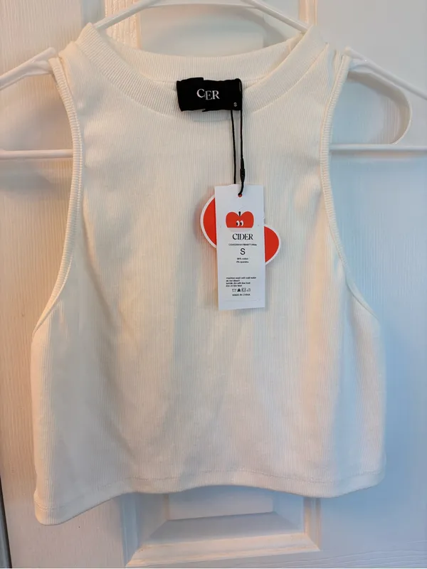 NWT Cider Women’s White Ribbed Sleeveless Crop Top Size S - Image 5