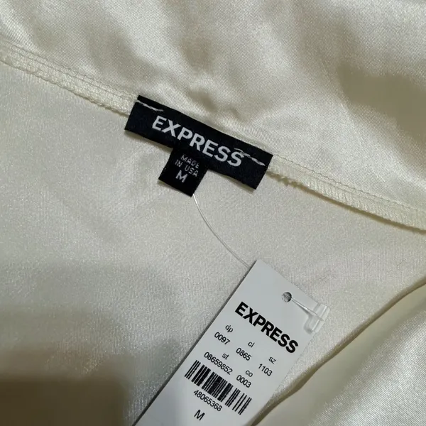 Express Womens Ivory Satin Off The Shoulder Asymmetric Long Sleeve Top NWT‎ M - Image 5