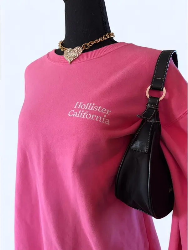 Hollister Y2K Pink Oversized Crewneck Pullover Logo Sweatshirt size small 💗 - Image 2