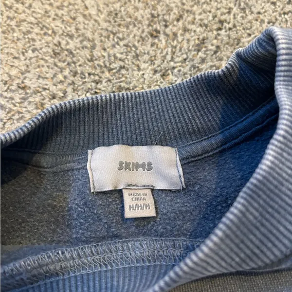 Skims Boyfriend Fleece Pullover - Image 2