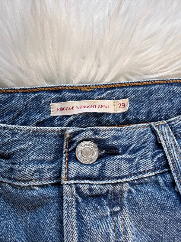 Levi’s Ribcage Straight Light Wash Distressed After Love Jeans - Image 4