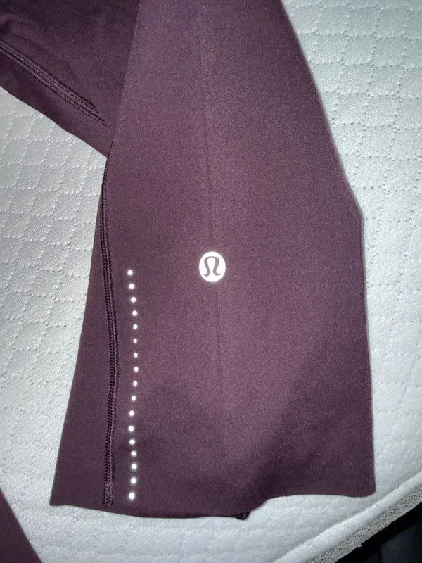 Lululemon Fast and Free Crop II - Image 2