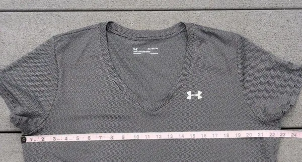 Under Armour Gray Short Sleeve V-Neck Heat Gear Loose Fit Shirt - Image 6
