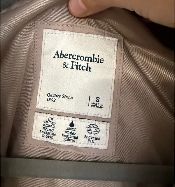 Abercrombie Puffer Jacket - Image 4