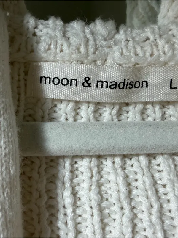 Moon & Madison Knit Hooded Zip Women Sweater in Off-White - L - Image 7