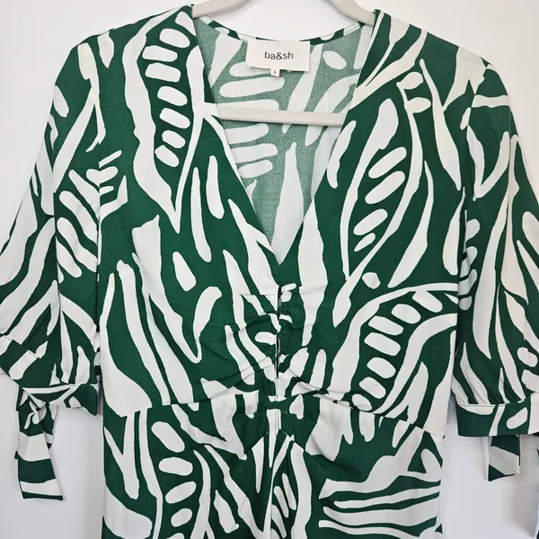 BA&SH Terence Midi‎ Dress in Green/White Size 2 Hawaiian Print - Image 4