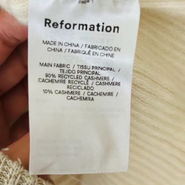 Reformation “Hart” cream colored ribbed v-neck cashmere sweater. Small. - Image 4