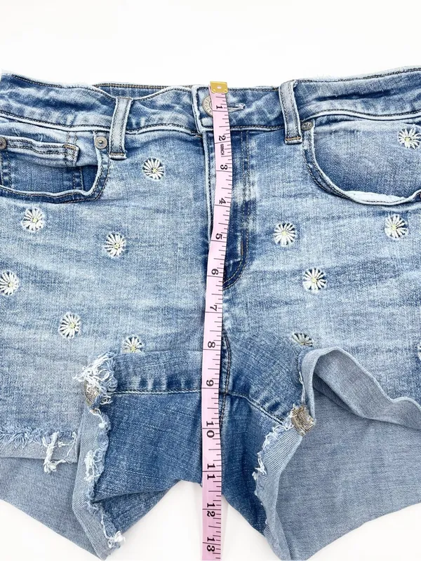 American Eagle Hi-Rise Shortie Size 4 Daisy Embroidered Denim Jean Shorts Cotton - Image 11