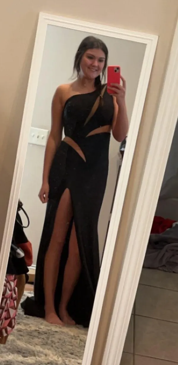 Ashley Lauren Prom Dress - Image 3