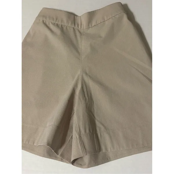 NWT new lululemon woven air HR 6” khaki tan women’s shorts sz 2 Canada Olympics - Image 3
