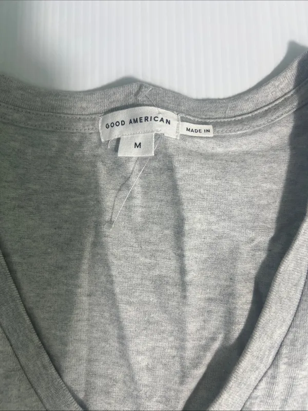 Good Ameeican NWT Women’s Grey V-Neck Short Sleeve Top M - Image 3