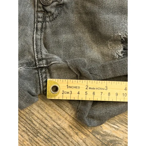 We The Free People Distressed Mini Denim Shorts Washed Black Button Fly Size‎ 26 - Image 7
