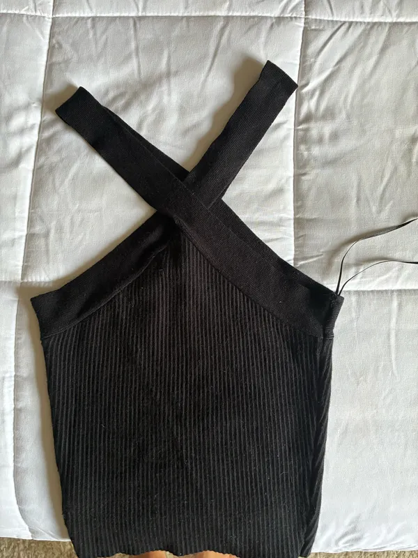 House of Harlow knit cross front top - Image 2