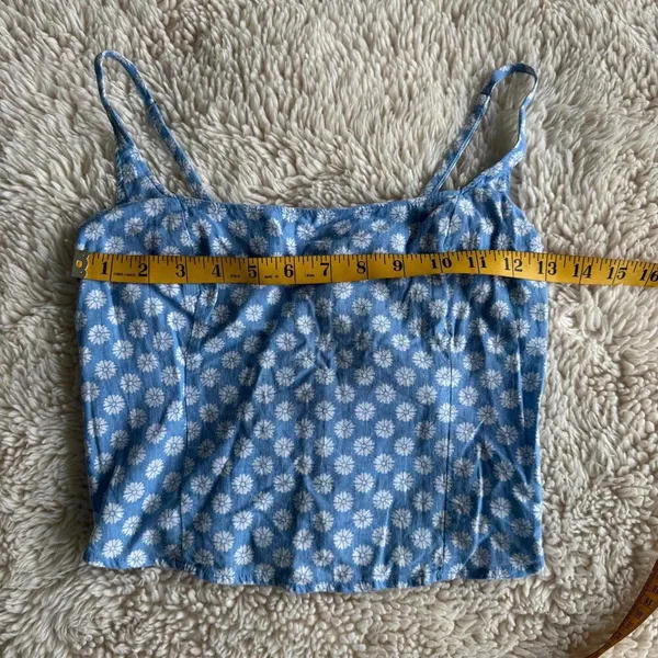 Abercrombie & Fitch Floral Crop Top - Size XS - Image 5