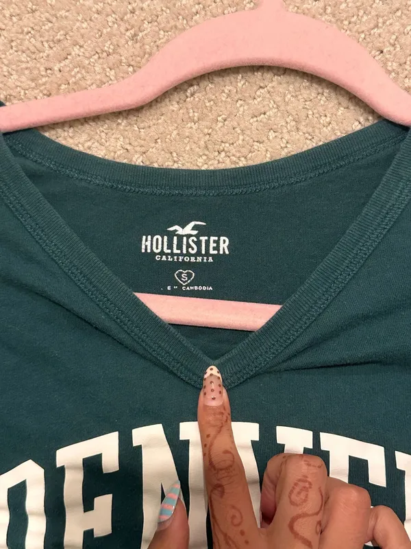 Hollister Crop Top - Image 2