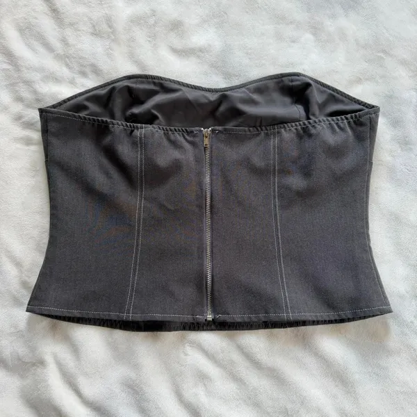 WHITE FOX BOUTIQUE Hours In Silence Crop Corset Tube Top in Charcoal Sz Medium - Image 2