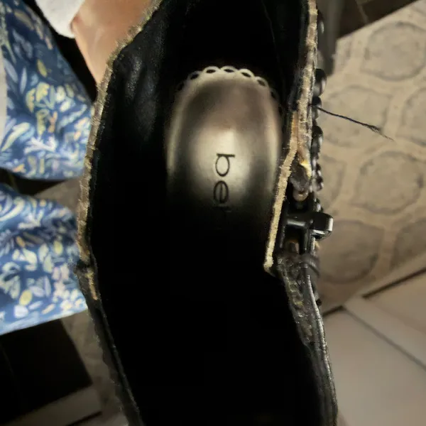 Bebe Black Leather Silver Snakeskin Studded‎ Platform Stiletto Ankle Boots 6B - Image 7
