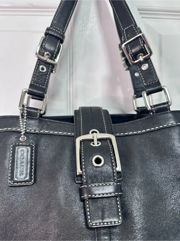 Coach Y2K Black Leather Shoulder Bag with Silver Buckle Hardware - Image 6
